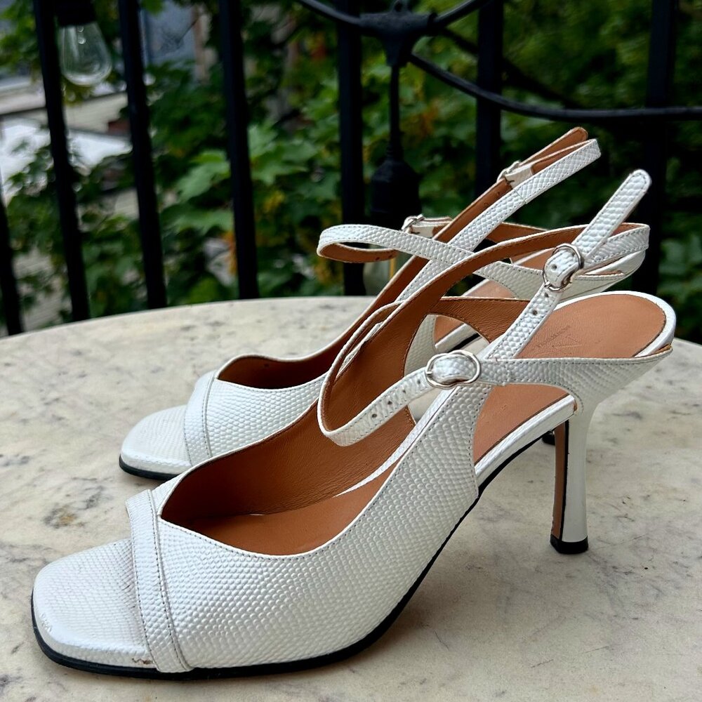 Nomasei BEFORE SUNRISE - Sandals - Embossed White